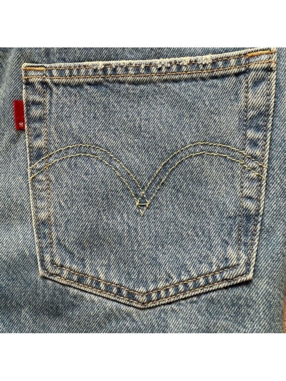 LEVI’S❤️ 501 Women’s High-Rise Distressed Denim Shorts 👖👟💃 Size 27 - Picture 11 of 15